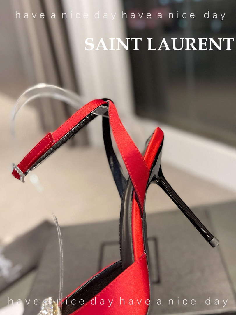 YSL 7176081 Fanny Slingback Pumps In Crepe Satin Y67324