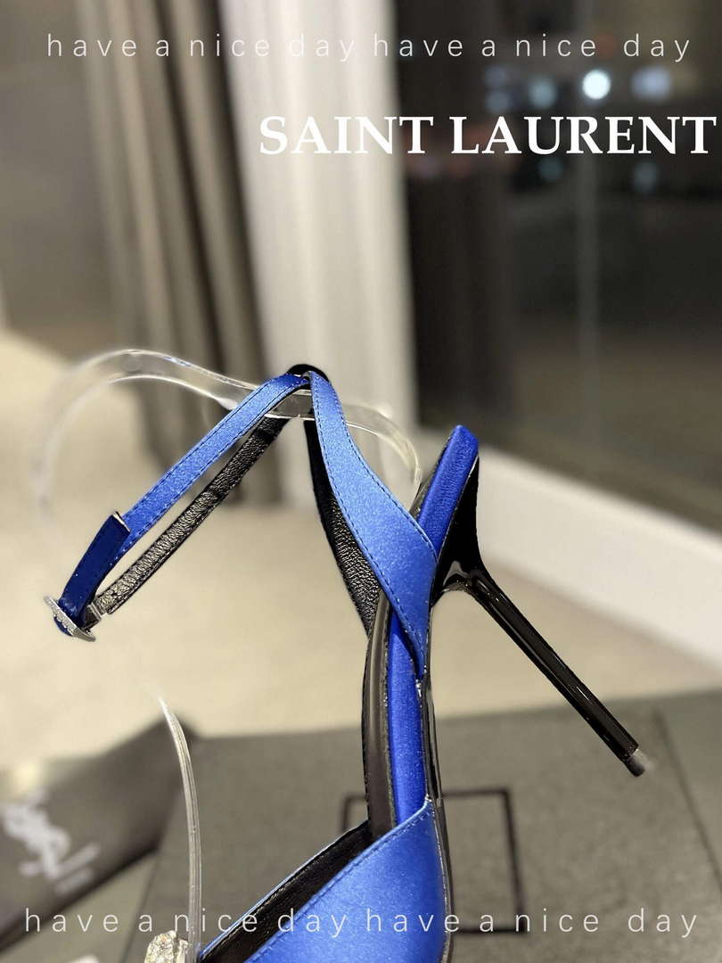 YSL 7176081 Fanny Slingback Pumps In Crepe Satin Y67325