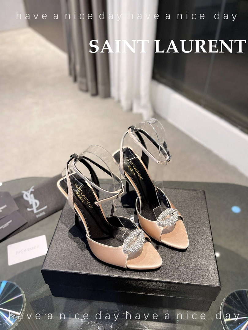 YSL 7176081 Fanny Slingback Pumps In Crepe Satin Y67326 - US 4=Euro 35 - View 1