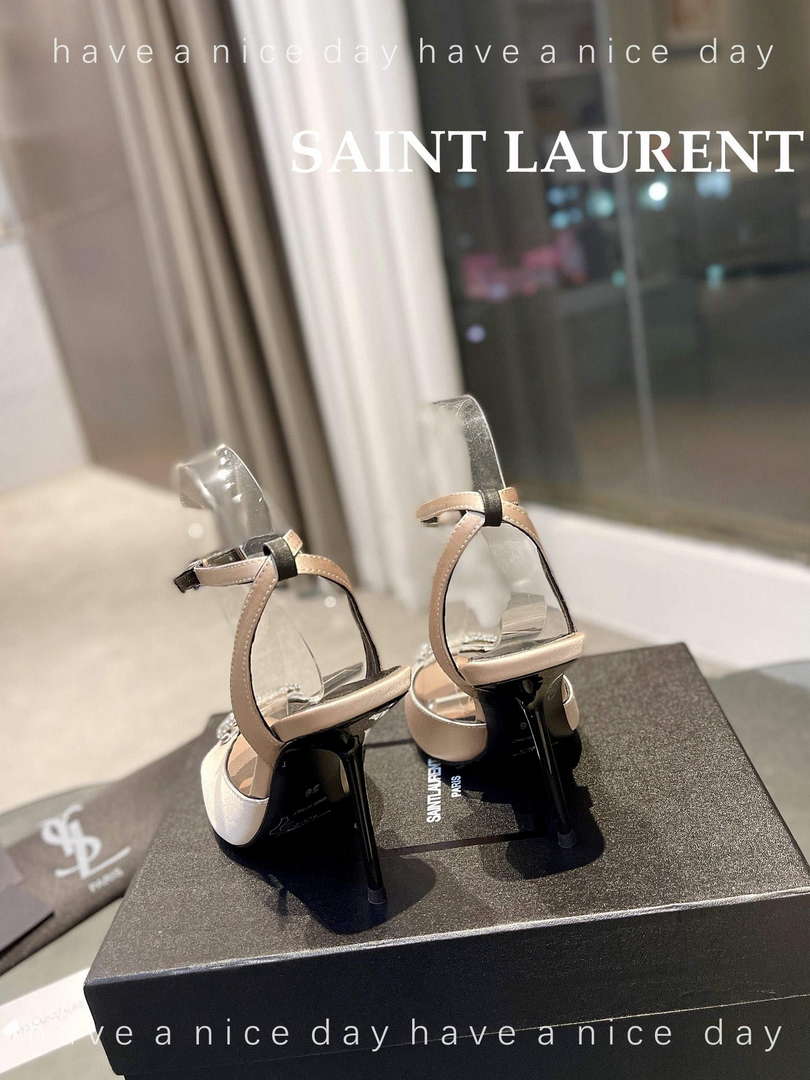 YSL 7176081 Fanny Slingback Pumps In Crepe Satin Y67326