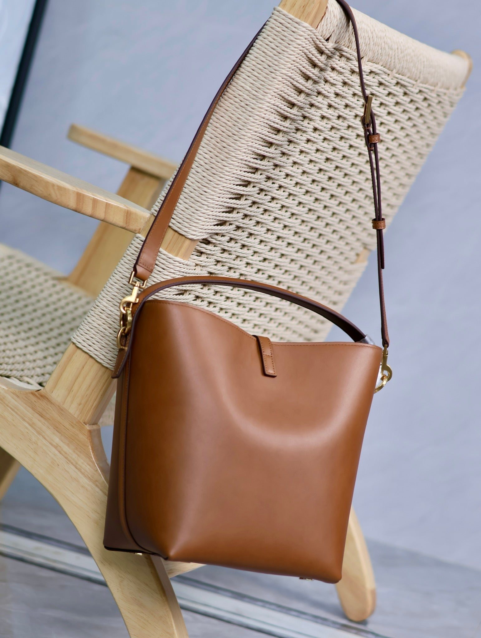 YSL 742828 Le 37 In Vegetable-Tanned Leather Brown - Default Title - View 7
