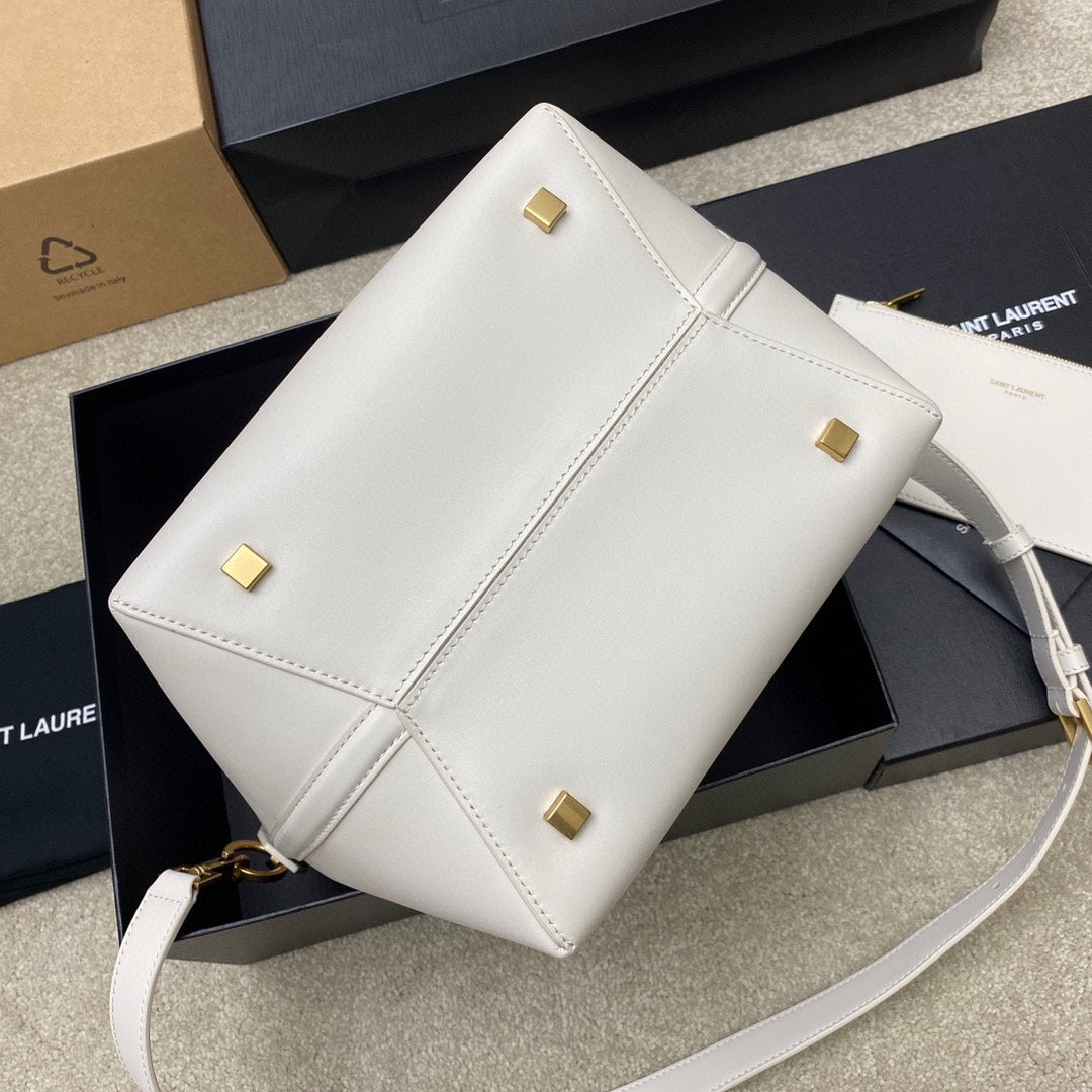 YSL 742828 Le 37 In Vegetable-Tanned Leather White - Default Title - View 4