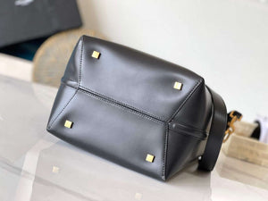 YSL 7428282 Le 37 Bucket In Shiny Leather Black - Default Title - View 5