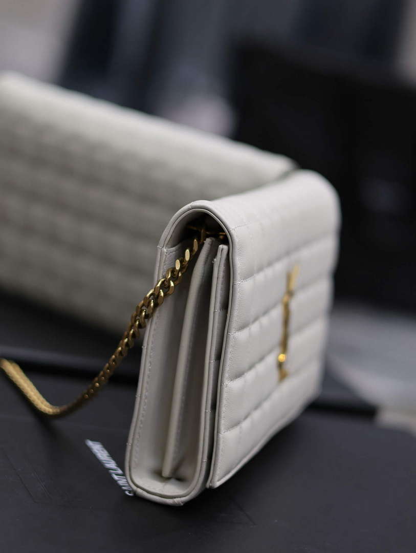 YSL 743346 Cassandre Matelass¨¦ Carr¨¦ Chain Wallet In Quilted Leather White