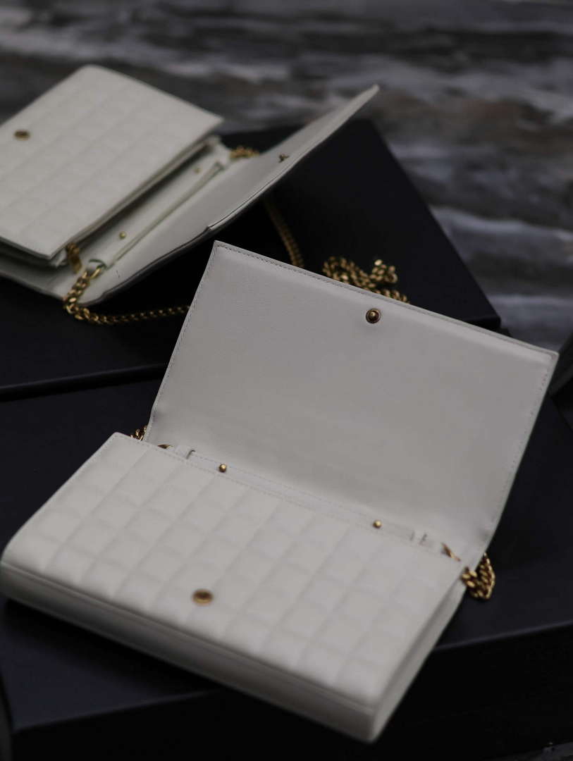 YSL 743346 Cassandre Matelass¨¦ Carr¨¦ Chain Wallet In Quilted Leather White