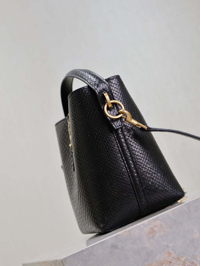 YSL 749036 LE 37 small in alligator Black snake print