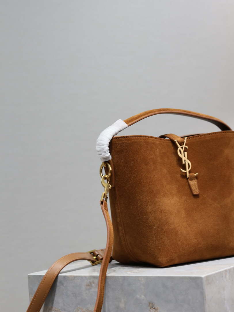 YSL 749036 LE 37 small in suede leather Brown