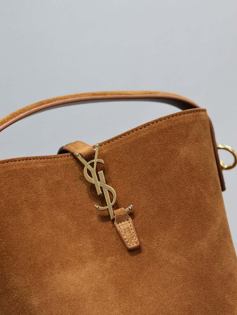 YSL 749036 LE 37 small in suede leather Brown