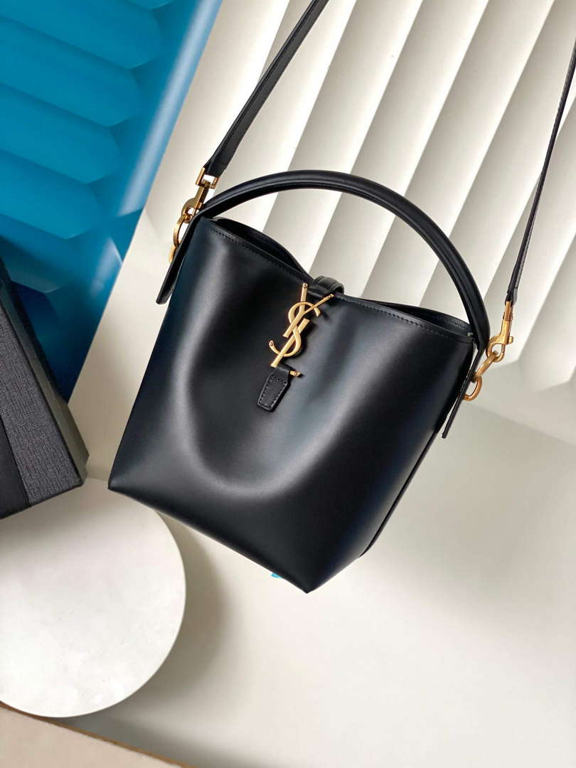 YSL 7490362 Le 37 Small In Shiny Leather Black - Default Title - View 1