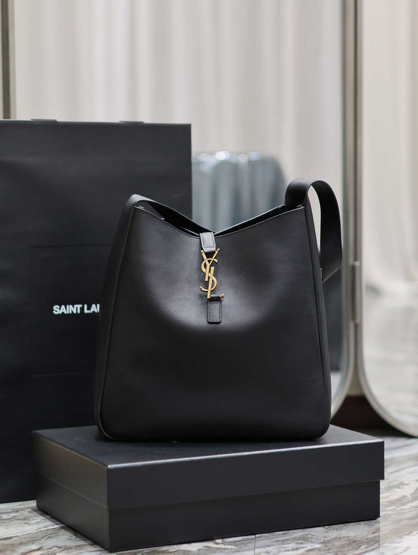 YSL 753837 Le 5 ¨¤ 7 Supple Large In Smooth Leather Black