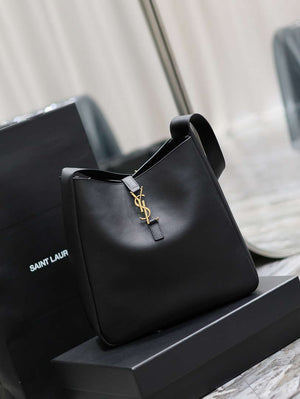 YSL 753837 Le 5 ¨¤ 7 Supple Large In Smooth Leather Black - Default Title - View 2