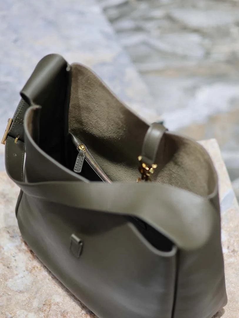 YSL 753837 Le 5 ¨¤ 7 Supple Large In Smooth Leather Drak Green