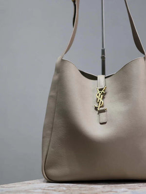 YSL 753837 Le 5 ¨¤ 7 Supple Large In Smooth Leather Gray - Default Title - View 3