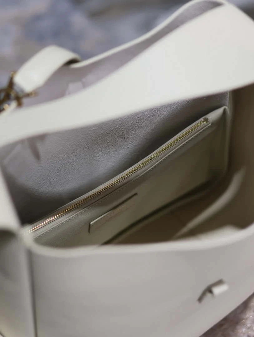 YSL 753837 Le 5 ¨¤ 7 Supple Large In Smooth Leather White