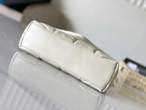 YSL 7593371 Puffer Toy Bag In Quilted Lambskin White - Default Title - View 4