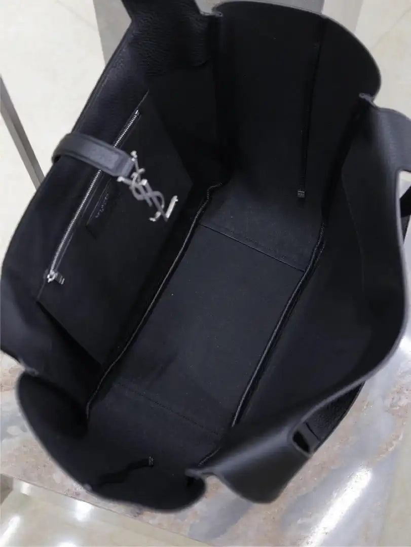 YSL 763435 LE 5 ¨¤ 7 BEA IN GRAINED LEATHER Black with Black hardware
