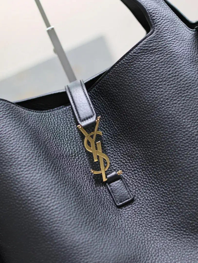 YSL 763435 LE 5 ¨¤ 7 BEA IN GRAINED LEATHER Black Gold