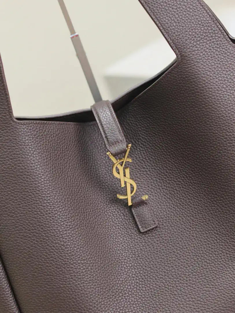 YSL 763435 LE 5 ¨¤ 7 BEA IN GRAINED LEATHER Dark Brown