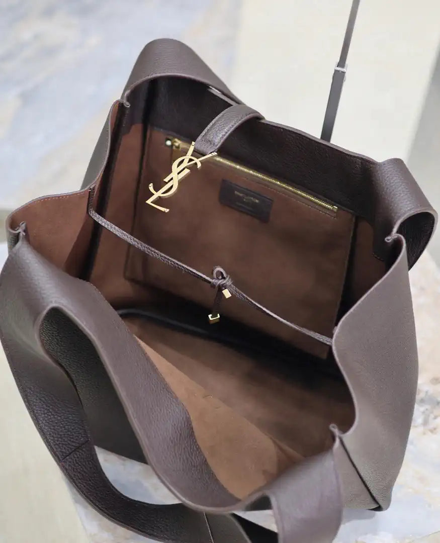 YSL 763435 LE 5 ¨¤ 7 BEA IN GRAINED LEATHER Dark Brown