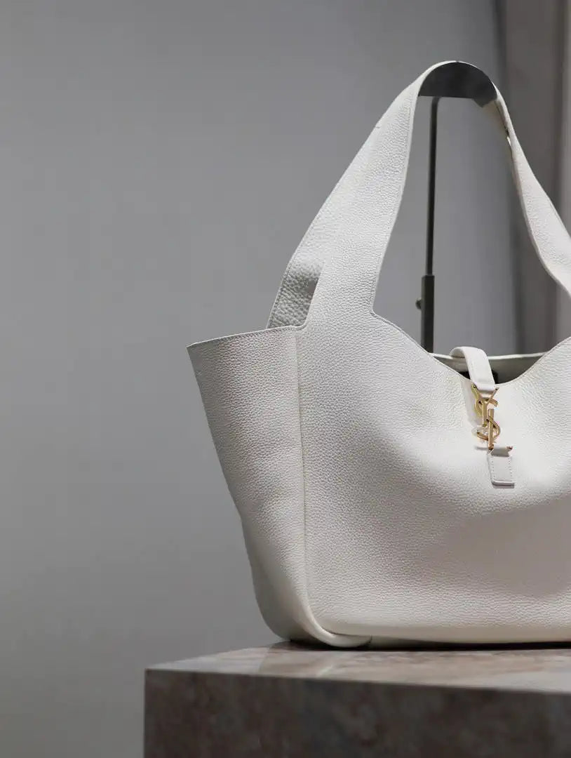 YSL 763435 LE 5 ¨¤ 7 BEA IN GRAINED LEATHER White
