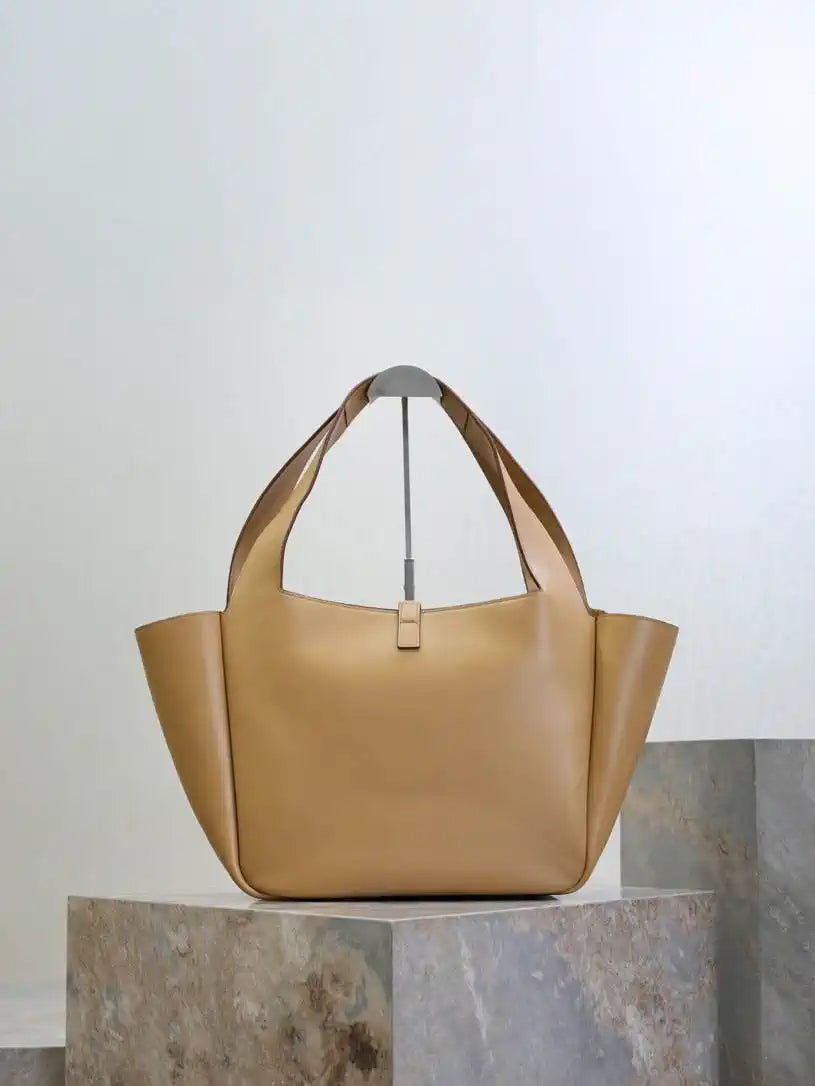 YSL 763435 LE 5 ¨¤ 7 BEA IN GRAINED LEATHER Apricot