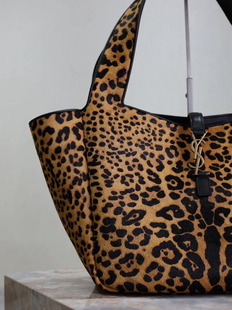 YSL 763435 LE 5 ¨¤ 7 BEA  in leopard-print pony hair and nappa leather