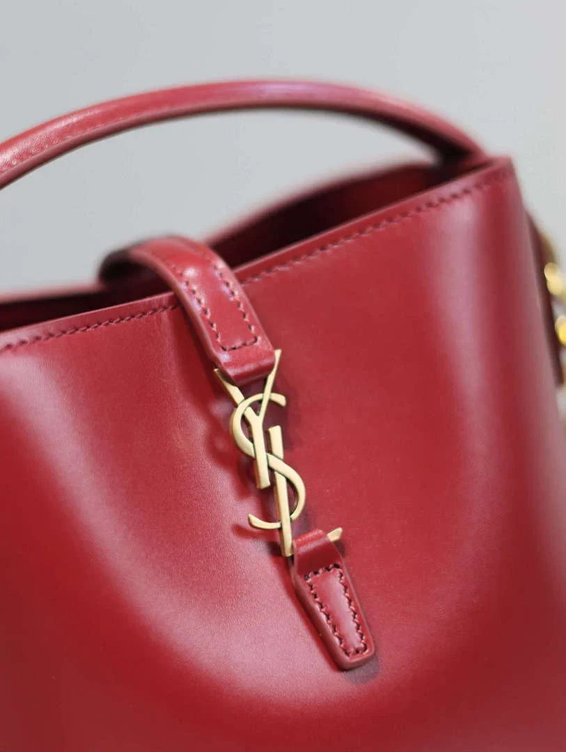YSL 765870 LE 37 Mini in Lambskin leather Red