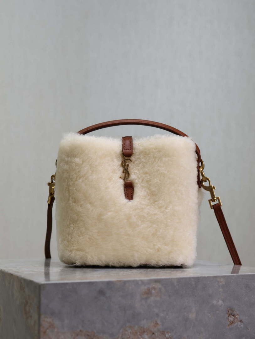 YSL 765870 LE 37 Mini in Lambswool leather Beige