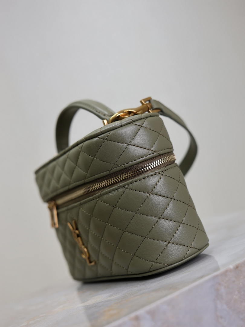 YSL 766731 GABY vanity bag in lambskin wheat green