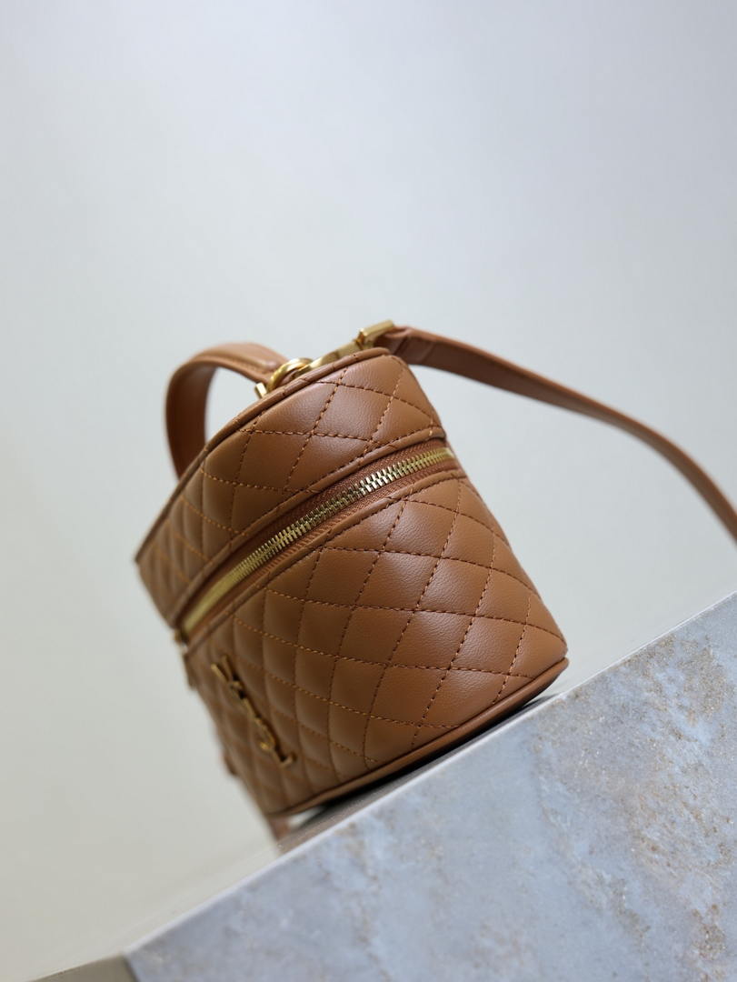 YSL 766731 GABY vanity bag in lambskin Caramel