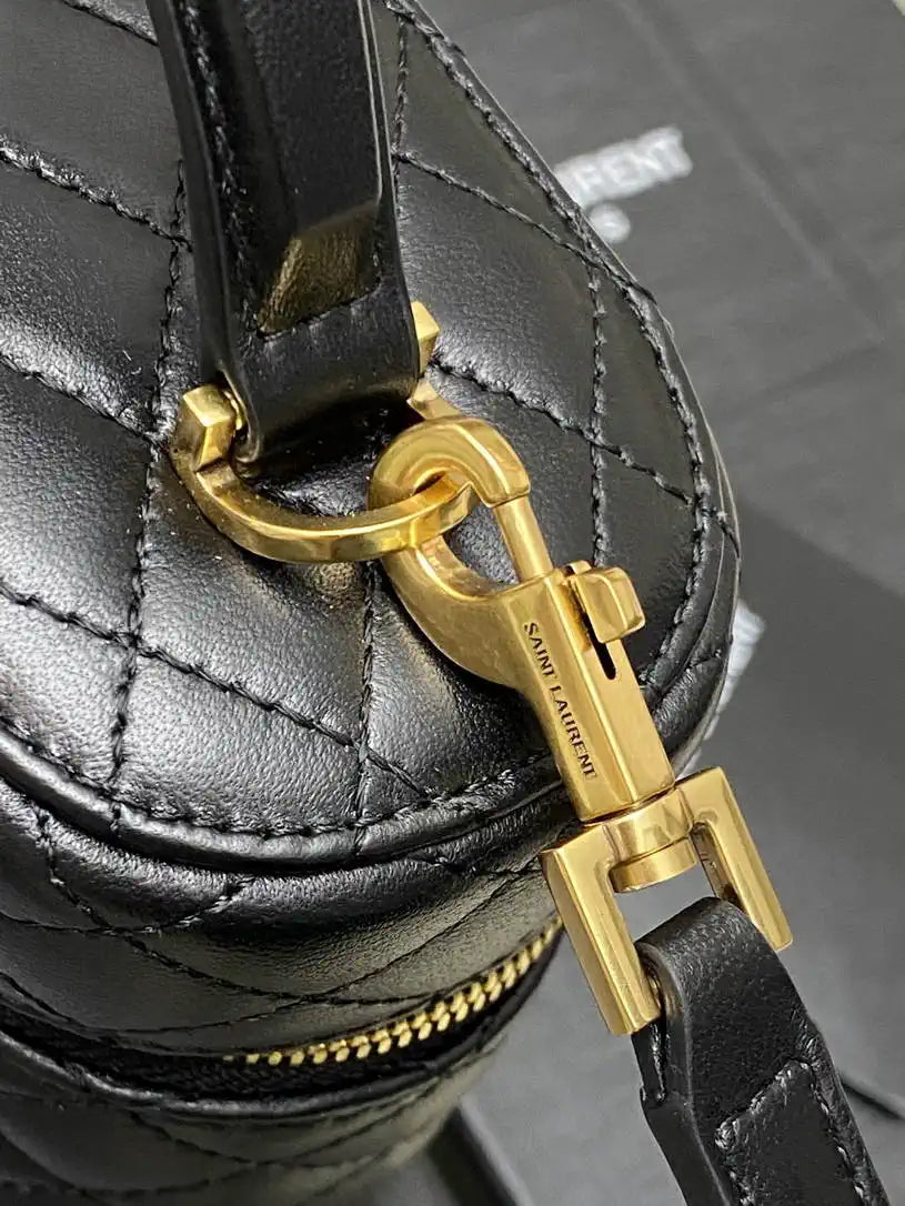 YSL 766731 GABY vanity bag in lambskin Black