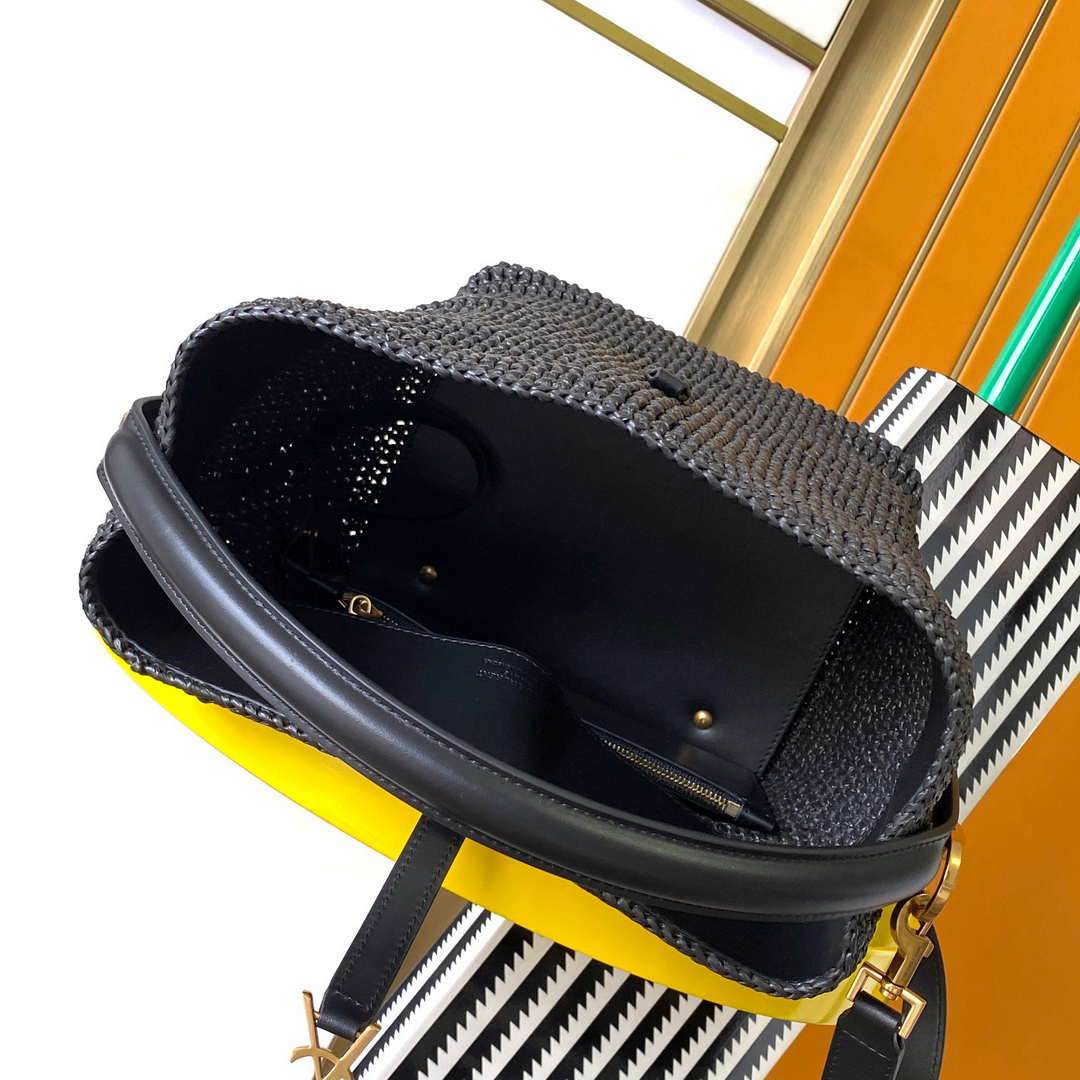 YSL 773991 LE 37 in woven raffia and vegetable-tanned leather Black