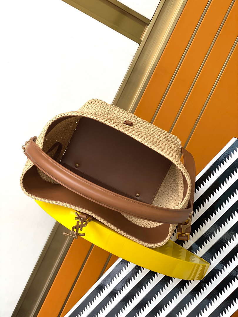 YSL 773991 LE 37 in woven raffia and vegetable-tanned leather Naturel