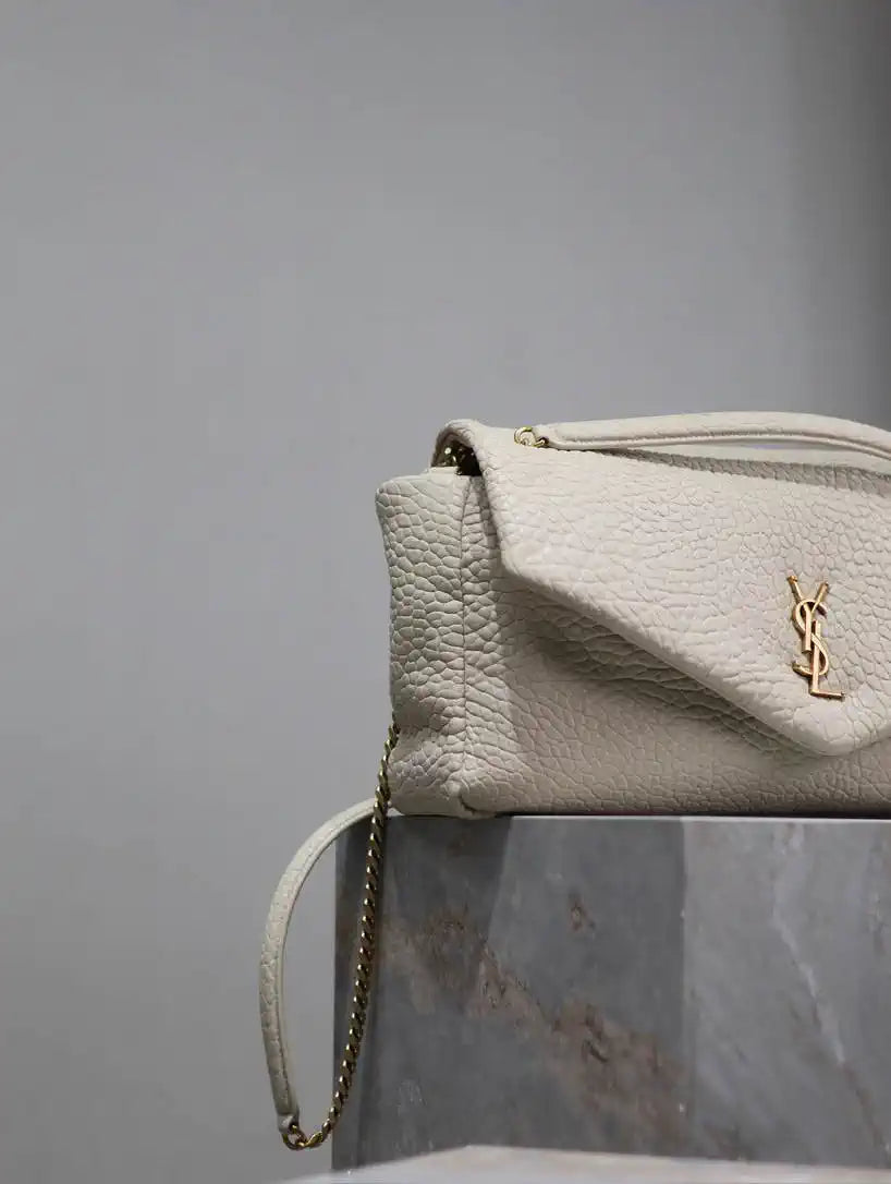 YSL 777399 Calypso large in grained lambskin White