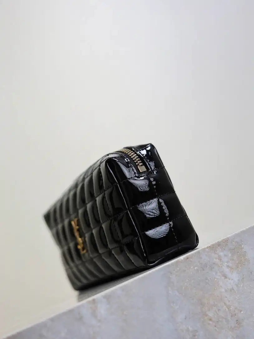 YSL 779649 CASSANDRE MATELASS¨¦ CARR¨¦ pouch on chain in shiny canvas Black
