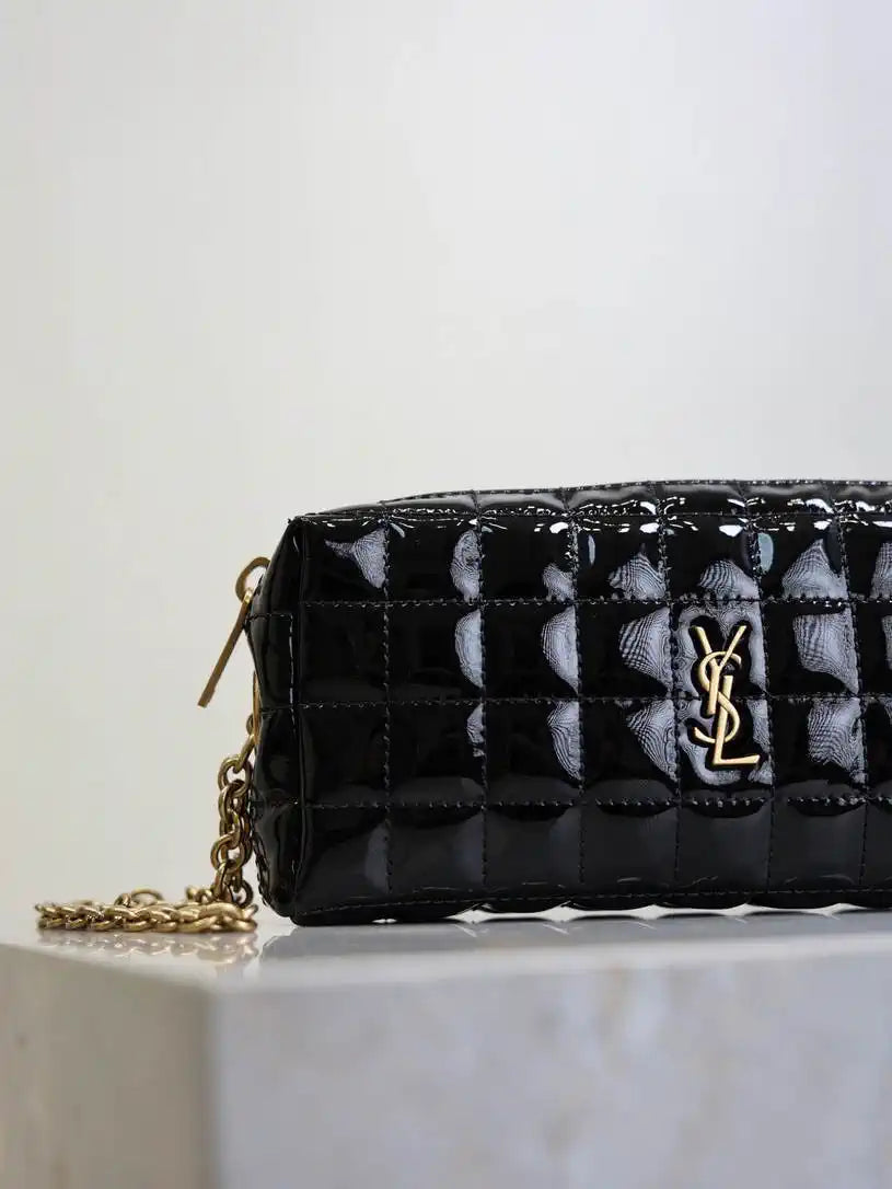 YSL 779649 CASSANDRE MATELASS¨¦ CARR¨¦ pouch on chain in shiny canvas Black