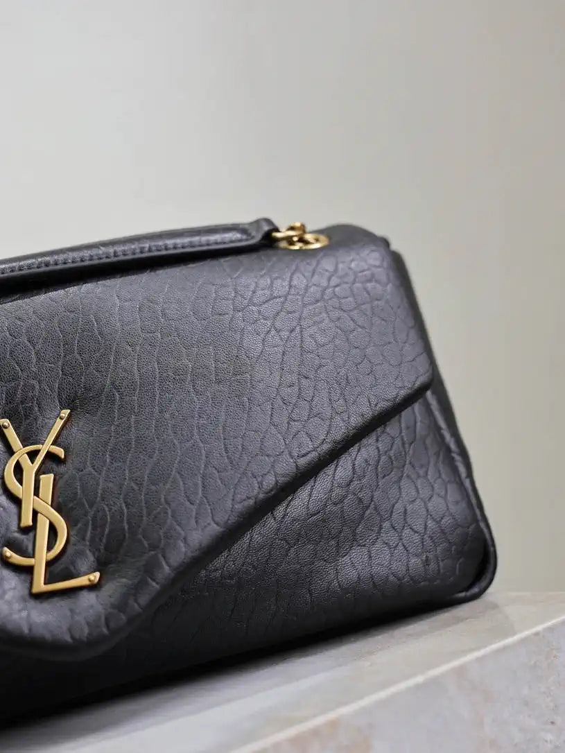 YSL 800916 CALYPSO medium in grained lambskin Black