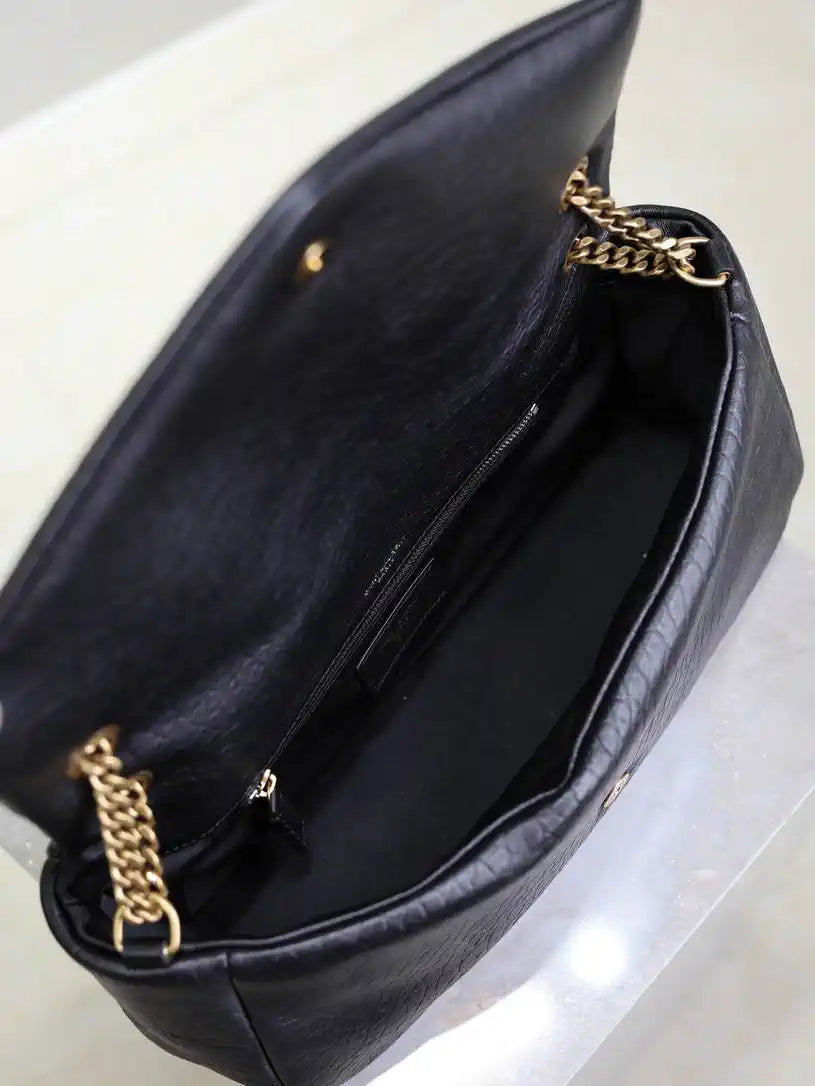 YSL 800916 CALYPSO medium in grained lambskin Black