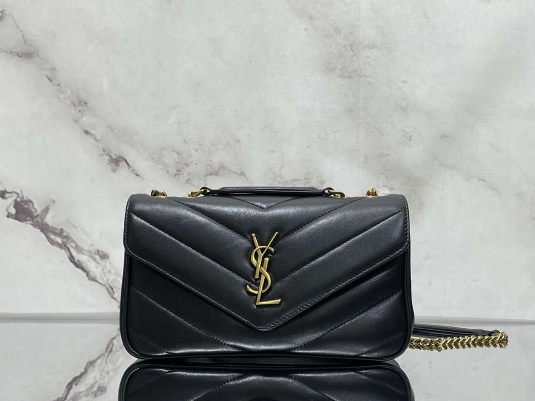 YSL 801437 Loulou small in matelass¨¦ lambskin Black