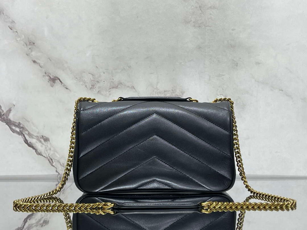 YSL 801437 Loulou small in matelass¨¦ lambskin Black
