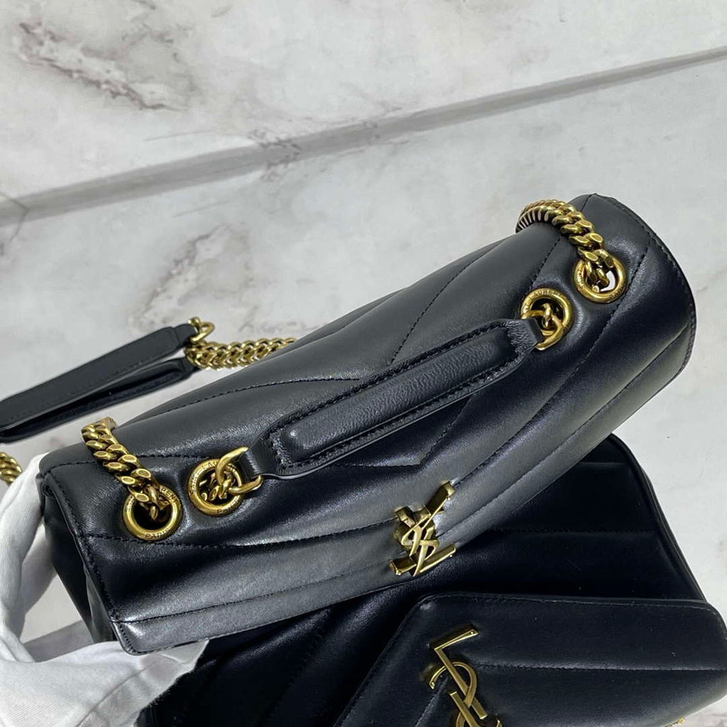 YSL 801437 Loulou small in matelass¨¦ lambskin Black