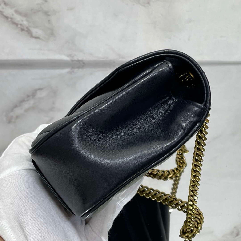 YSL 801437 Loulou small in matelass¨¦ lambskin Black