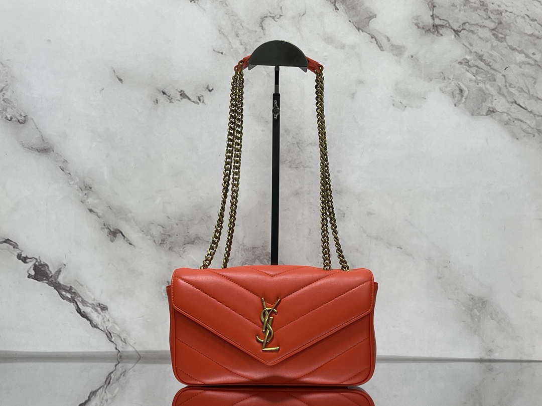 YSL 801437 Loulou small in matelass¨¦ lambskin Red