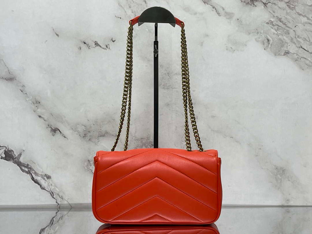 YSL 801437 Loulou small in matelass¨¦ lambskin Red