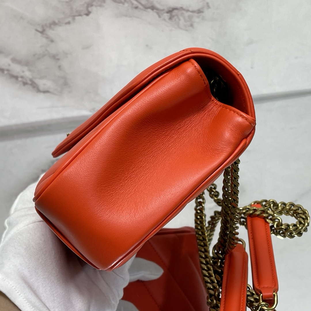 YSL 801437 Loulou small in matelass¨¦ lambskin Red