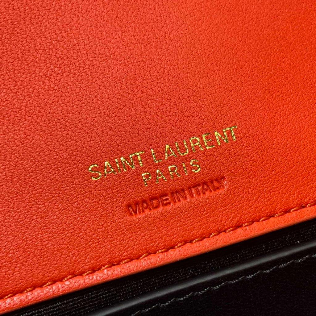 YSL 801437 Loulou small in matelass¨¦ lambskin Red