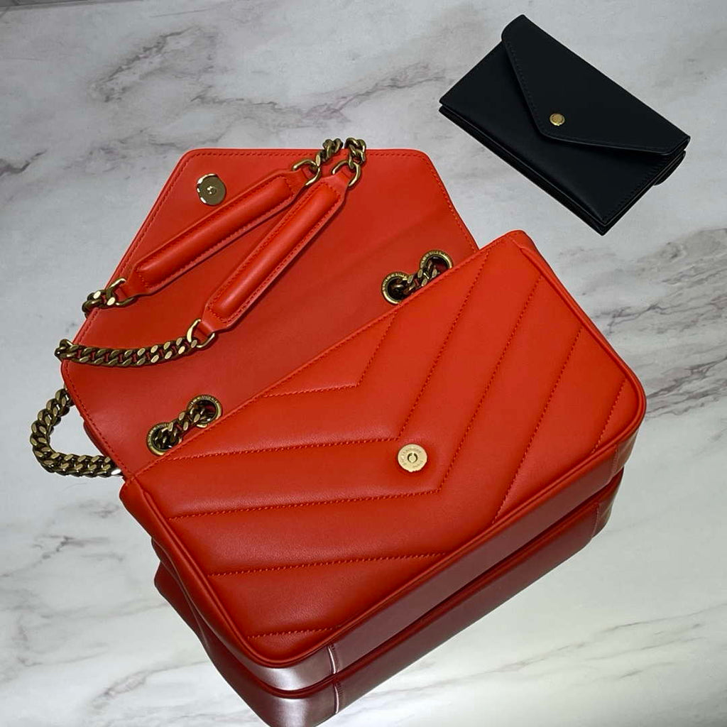 YSL 801437 Loulou small in matelass¨¦ lambskin Red