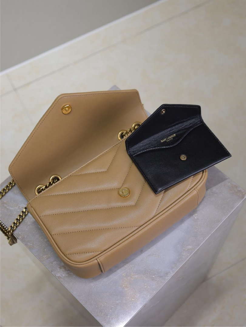 YSL 801437 Loulou small in matelass¨¦ lambskin Apricot