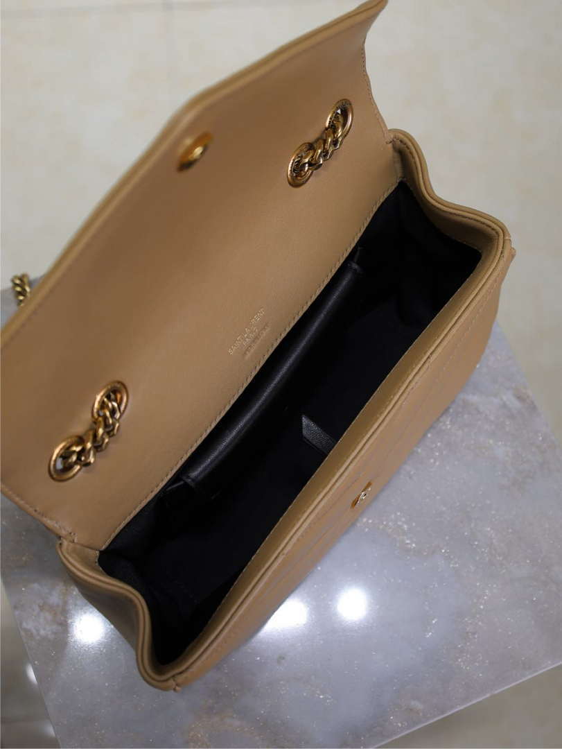 YSL 801437 Loulou small in matelass¨¦ lambskin Apricot