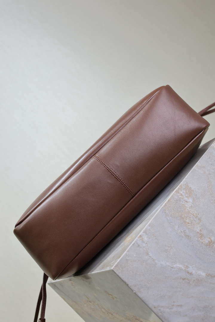 YSL 809824 JAMIE 4.3 SHOPPING in lambskin Coffe